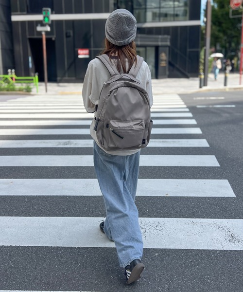 ikka(イッカ)の「【撥水】ナイロン8ポケットリュック(バックパック/リュック・レディース・ブラック/グレー/ベージュ・FREE)」の19枚目の写真