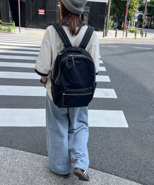 ikka(イッカ)の「【撥水】ナイロン8ポケットリュック(バックパック/リュック・レディース・ブラック/グレー/ベージュ・FREE)」の21枚目の写真