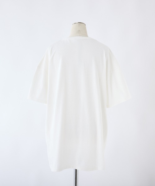 one after another NICE CLAUP(ワンアフターアナザーナイスクラップ)の「オーバーサイズバンドT(Tシャツ/カットソー・レディース・サックスブルー/オフホワイト/チャコールグレー・FREE)」の18枚目の写真