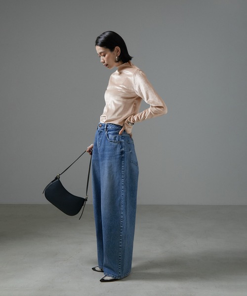 SALON adam et rope'（サロン アダム エ ロペ）の「【WEB限定】前後2WAYシアーラメベロアボトルネックプルオーバー（その他トップス・レディース・ブラウン/ブラック/ベージュ系その他・FREE）」の18枚目の写真