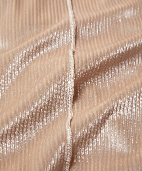 SALON adam et rope'（サロン アダム エ ロペ）の「【WEB限定】前後2WAYシアーラメベロアボトルネックプルオーバー（その他トップス・レディース・ブラウン/ブラック/ベージュ系その他・FREE）」の5枚目の写真