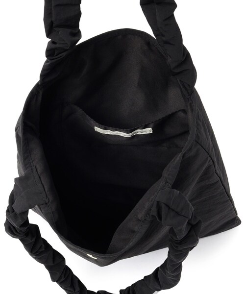 SHOO・LA・RUE（シューラルー）の「◆【A4】シャーリングハンドルサブバッグ（トートバッグ・レディース・ブラック/グレー/イエロー/ライトパープル/ブルー/レッド系1・00）」の14枚目の写真