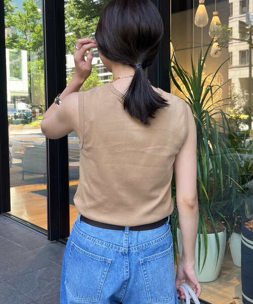 DouDou(ドゥドゥ)の「カラータンク(Tシャツ/カットソー・レディース・ベージュ/レッド/ブラック/ブルー/オフホワイト/オレンジ・FREE)」の18枚目の写真