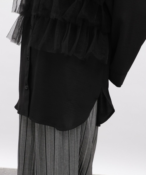 LAKOLE(ラコレ)の「チュールドッキングシャツ6分袖 / 140464(シャツ/ブラウス・レディース・ブラック/グレー/ホワイト・SMALL/MEDIUM)」の7枚目の写真