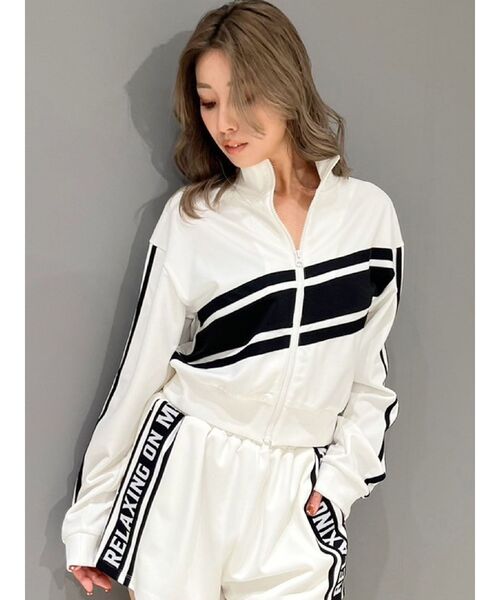 GYDA（ジェイダ）の「【SETUP着用可】RELAXING ON MY OWNロゴラインジャケット（ブルゾン・レディース・オフホワイト/ブラック・FREE）」の2枚目の写真