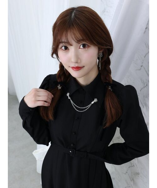 EATME（イートミー）の「フラワーチェーンクリップ（ブローチ/コサージュ・レディース・シルバー・FREE）」の2枚目の写真