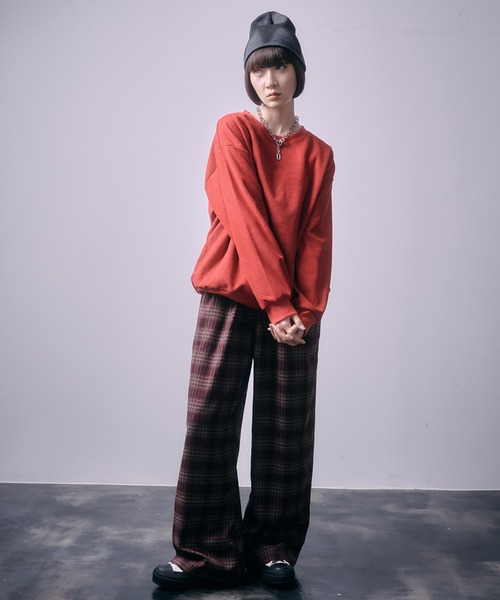 SEN TOKYO(セントーキョー)の「太畝 コーデュロイトレーナー(スウェット・レディース・ブラック/アイボリー/ホワイト/ブラウン/レッド・L/M)」の16枚目の写真