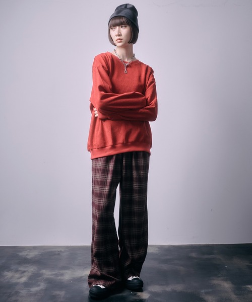 SEN TOKYO(セントーキョー)の「太畝 コーデュロイトレーナー(スウェット・レディース・ブラック/アイボリー/ホワイト/ブラウン/レッド・L/M)」の17枚目の写真