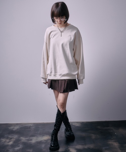 SEN TOKYO(セントーキョー)の「太畝 コーデュロイトレーナー(スウェット・レディース・ブラック/アイボリー/ホワイト/ブラウン/レッド・L/M)」の7枚目の写真