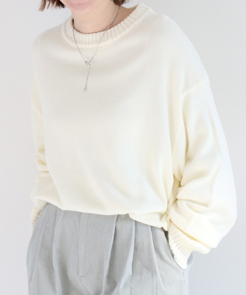 cepo（セポ）の「カシミアタッチクルーネックニット（ニット/セーター・レディース・レッド/ベージュ/ブラック/カーキ/オフホワイト/サックスブルー/グレー/ホワイト/オレンジ/イエロー・M）」の2枚目の写真