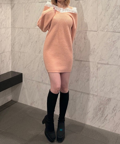 INTER FACTORY(インターファクトリー)の「オフショルニットワンピース made in INTER FACTORY(Tシャツ/カットソー・レディース・ピンク/アイボリー・MT/MEDIUM)」の1枚目の写真