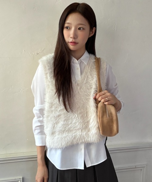 Birthday room（バースデイルーム）の「フェザーヤーンニットベスト / shaggy knit vest（ベスト・レディース・チャコールグレー/アイボリー・FREE）」の18枚目の写真