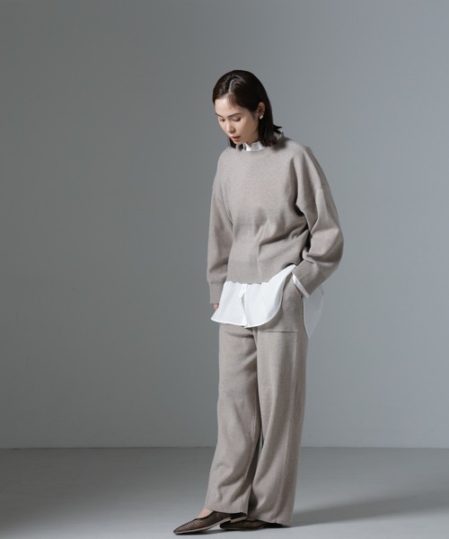 NANO universe（ナノユニバース）の「総針ワイドシルエットニットトップス(セットアップ可)（ニット/セーター・レディース・グレー/ブラック/ライトベージュ・FREE）」の16枚目の写真