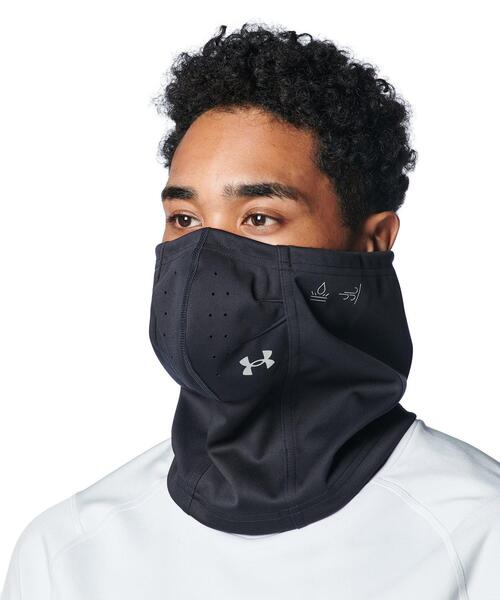 UNDER ARMOUR（アンダーアーマー）の「UAストーム ウインドプルーフ ネックゲイター3.0（トレーニング/メンズ）（ネックウォーマー/スヌード・メンズ・ブラック・ONESIZE）」の3枚目の写真