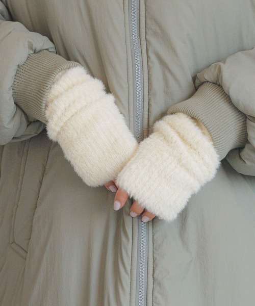 LAKOLE（ラコレ）の「ゆるリブアームウォーマー / 149304（アームカバー・レディース・オフホワイト/ブルー/ライトグレー/オレンジ・FREE）」の5枚目の写真