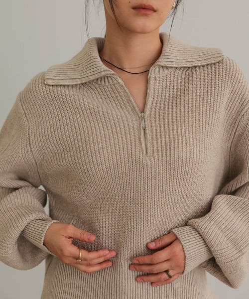 TENTO（テント）の「ハーフジップニットプルオーバー（ニット/セーター・レディース・チャコールグレー/ベージュ/イエロー・FREE）」の5枚目の写真