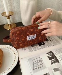 TONE SELECT GOODS（トーンセレクトグッズ）の「urbanfemine./コーデュロイデザインマチ付きポーチ U7382（ポーチ・レディース）」