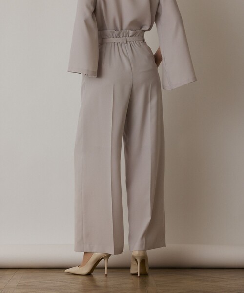 GRACE CONTINENTAL（グレースコンチネンタル）の「ハイウエストワイドパンツ（その他パンツ・レディース・ベージュ/ネイビー・36/38）」の13枚目の写真