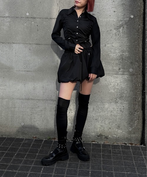jiasecond.(ジアセカンド)の「【jiasecond.】シャーリングシャツ/ トップス シャツ シャーリング コード クロップド ショート 羽織り ブラック ブルー ZOZOTOWN限定(シャツ/ブラウス・レディース・ブラック/ブルー・FREE)」の5枚目の写真