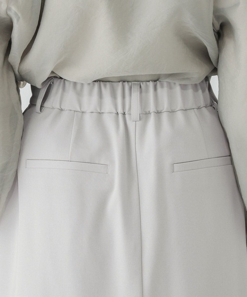 GLOBAL WORK（グローバルワーク）の「リラックススマートIラインスカート/253470（スカート・レディース・ライトブラウン/ライトグレー/ブラック・LARGE/MEDIUM/SMALL）」の12枚目の写真