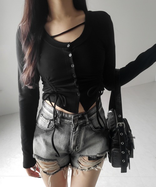 me+em select(ミームセレクト)の「【 2color / 裏起毛 】ナナメストラップダブルシャーリングリボントップス / naname strap double shirring ribbon tops(Tシャツ/カットソー・レディース・ブラック/ホワイト・FREE)」の15枚目の写真