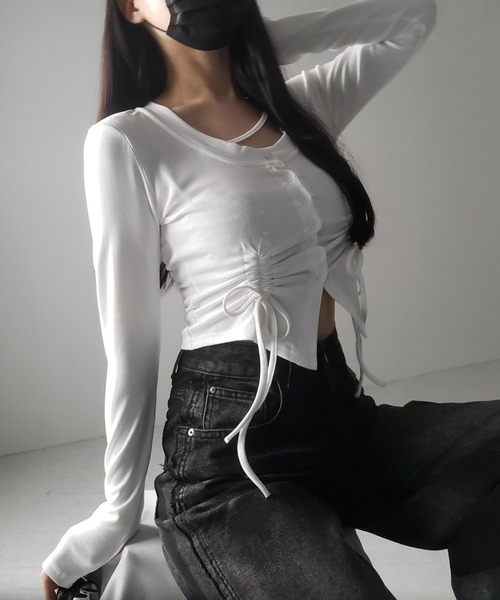 me+em select(ミームセレクト)の「【 2color / 裏起毛 】ナナメストラップダブルシャーリングリボントップス / naname strap double shirring ribbon tops(Tシャツ/カットソー・レディース・ブラック/ホワイト・FREE)」の8枚目の写真