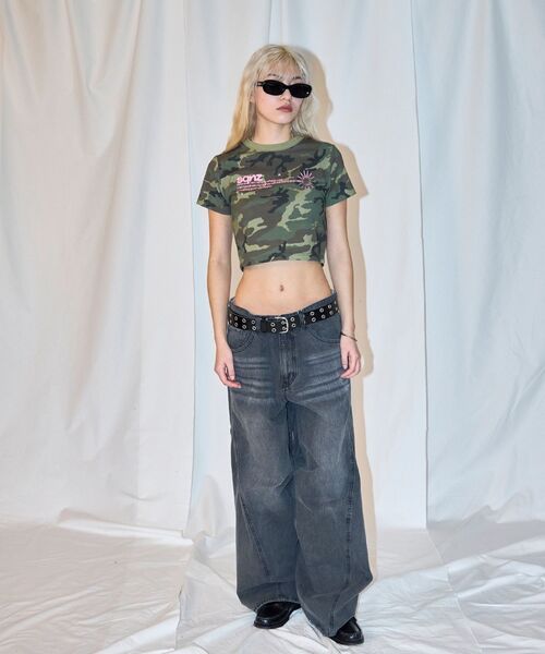 SEQUENZ（シークエンズ）の「【sqnz（エスキュンズ）】sqnz logo babe tee / Tシャツ 半袖 クルーネック スタッズ チビT ピチT短丈（Tシャツ/カットソー・レディース・ホワイト/その他1/ブラック・FREE）」の19枚目の写真