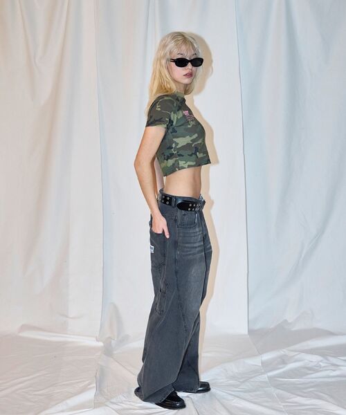 SEQUENZ（シークエンズ）の「【sqnz（エスキュンズ）】sqnz logo babe tee / Tシャツ 半袖 クルーネック スタッズ チビT ピチT短丈（Tシャツ/カットソー・レディース・ホワイト/その他1/ブラック・FREE）」の21枚目の写真