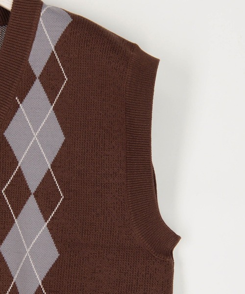 NICOLE CLUB（ニコル　クラブ）の「アーガイルパターンベスト（ベスト・レディース・ネイビー/チャコール/ブラウン・FREE）」の4枚目の写真