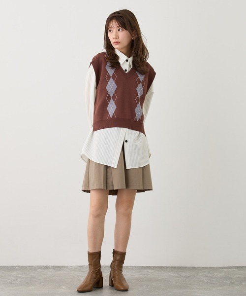 NICOLE CLUB（ニコル　クラブ）の「アーガイルパターンベスト（ベスト・レディース・ネイビー/チャコール/ブラウン・FREE）」の10枚目の写真