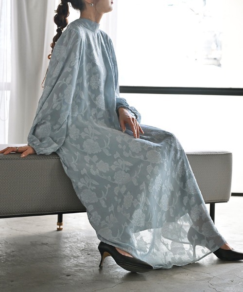 HUG.U(ハグユー)の「シワになりにくい お呼ばれワンピース 選べる2丈(ワンピース・レディース・ライトブルー/ブラック/ラベンダー/ピンクベージュ・レギュラー丈/トール丈)」の5枚目の写真