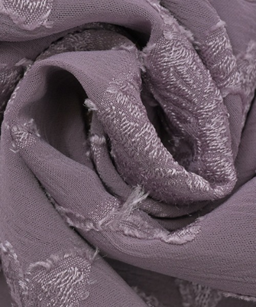 HUG.U(ハグユー)の「シワになりにくい お呼ばれワンピース 選べる2丈(ワンピース・レディース・ライトブルー/ブラック/ラベンダー/ピンクベージュ・レギュラー丈/トール丈)」の20枚目の写真