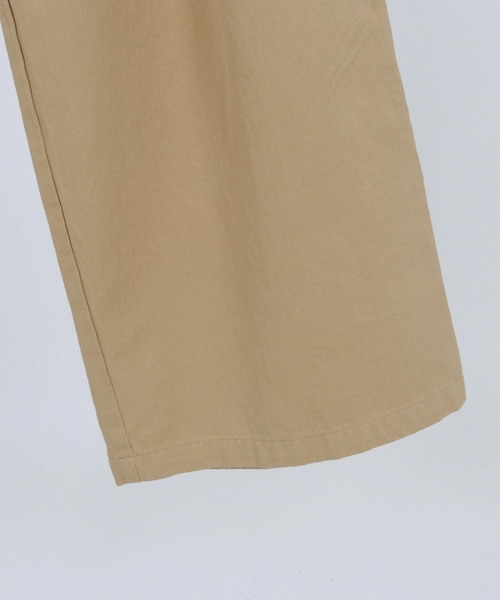 ADAM PATEK(アダムパテック)の「ADAMPATEK/generous tuck relax chino pants/タック入りワイドシルエットチノパンツ(チノパンツ・メンズ・ベージュ/ホワイト・1/2)」の9枚目の写真