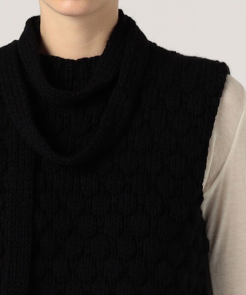 TOMORROWLAND （トゥモローランド）の「MAYDI YUBARTA ベスト（ベスト・レディース・ブラック・S）」の6枚目の写真