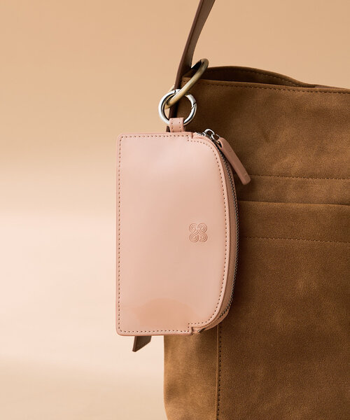 Kastane（カスタネ）の「【Kolors like you/4色展開】エナメルマルチケース（財布・レディース・グリーン/シルバー/ピンク系その他/ブラック・FREE）」の4枚目の写真