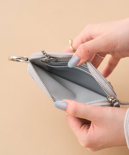 Kastane（カスタネ）の「【Kolors like you/4色展開】エナメルマルチケース（財布・レディース・グリーン/シルバー/ピンク系その他/ブラック・FREE）」の14枚目の写真