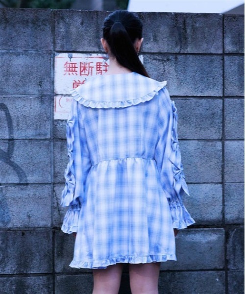 axes femme POETIQUE（アクシーズファムポエティック）の「メニーメニーリボンワンピース（ワンピース・レディース・ホワイト/サックスブルー/ブラック・MEDIUM）」の6枚目の写真