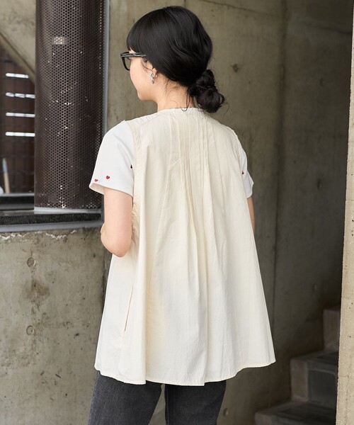 FREAK'S STORE（フリークスストア）の「ピンタックベスト/リボンベスト（ベスト・レディース・ブラック/オフホワイト/ブルー・ﾌﾘ-）」の14枚目の写真