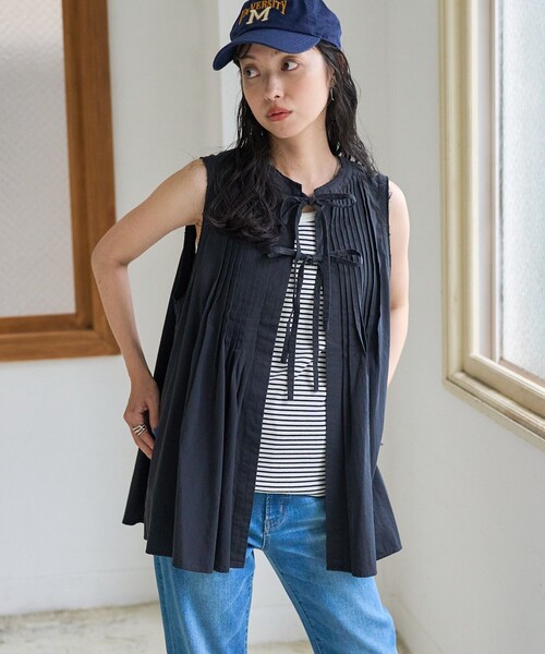 FREAK'S STORE（フリークスストア）の「ピンタックベスト/リボンベスト（ベスト・レディース・ブラック/オフホワイト/ブルー・ﾌﾘ-）」の10枚目の写真