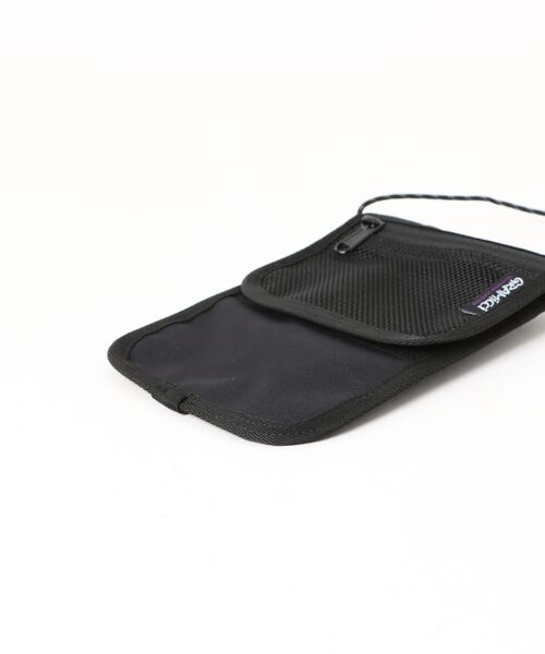 Gramicci(グラミチ)の「★GRAMICCI(グラミチ) ★CORDURA NECK POUCH(ショルダーバッグ・メンズ・オリーブ/ブラック・FREE)」の11枚目の写真