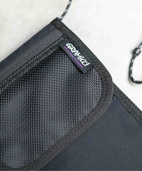 Gramicci(グラミチ)の「★GRAMICCI(グラミチ) ★CORDURA NECK POUCH(ショルダーバッグ・メンズ・オリーブ/ブラック・FREE)」の7枚目の写真