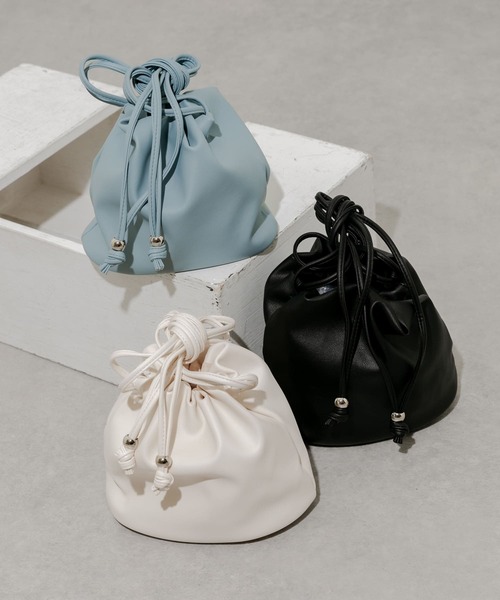 SMELLY（スメリー）の「サークルキンチャクショルダー（ショルダーバッグ・レディース・アイボリー/ブルー/ブラック・-）」の19枚目の写真