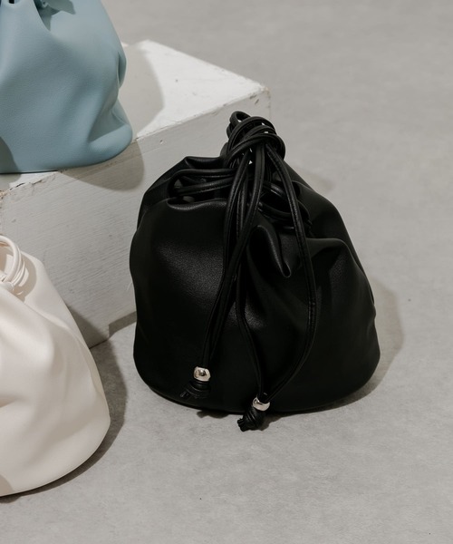 SMELLY（スメリー）の「サークルキンチャクショルダー（ショルダーバッグ・レディース・アイボリー/ブルー/ブラック・-）」の8枚目の写真