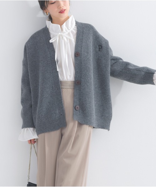 OandI（オーアンドアイ）の「カレッジニットカーディガン（カーディガン/ボレロ・レディース・オフホワイト/チャコールグレー・FREE）」の19枚目の写真