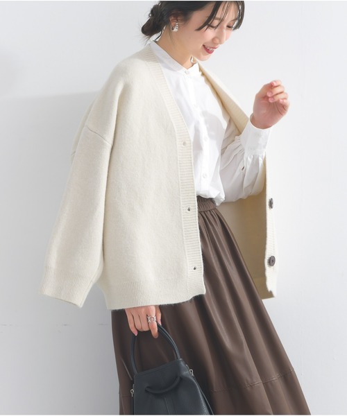 OandI（オーアンドアイ）の「カレッジニットカーディガン（カーディガン/ボレロ・レディース・オフホワイト/チャコールグレー・FREE）」の10枚目の写真