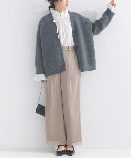 OandI（オーアンドアイ）の「カレッジニットカーディガン（カーディガン/ボレロ・レディース・オフホワイト/チャコールグレー・FREE）」の18枚目の写真