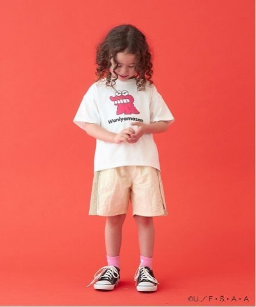 b・ROOM（ビールーム）の「【クレヨンしんちゃん】【カイテキ天竺】アソートプリントTシャツ（Tシャツ/カットソー・キッズ・イエロー/ピンク/ブルー/エメラルド・130cm/110cm/120cm/140cm/100cm）」の10枚目の写真