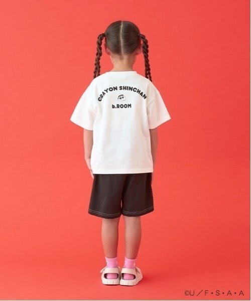 b・ROOM（ビールーム）の「【クレヨンしんちゃん】【カイテキ天竺】アソートプリントTシャツ（Tシャツ/カットソー・キッズ・イエロー/ピンク/ブルー/エメラルド・130cm/110cm/120cm/140cm/100cm）」の16枚目の写真