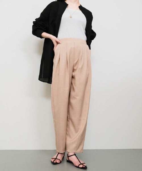 aquagarage（アクアガレージ）の「リネンライクタックカーブパンツ（その他パンツ・レディース・ネイビー/ベージュ/ブラウン/グレー・L/M）」の8枚目の写真