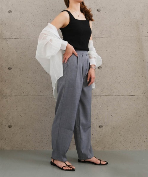 aquagarage（アクアガレージ）の「リネンライクタックカーブパンツ（その他パンツ・レディース・ネイビー/ベージュ/ブラウン/グレー・L/M）」の18枚目の写真